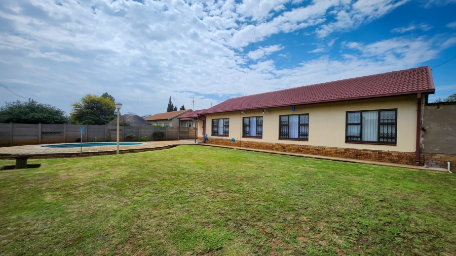 3 Bedroom Property for Sale in Meiringspark North West